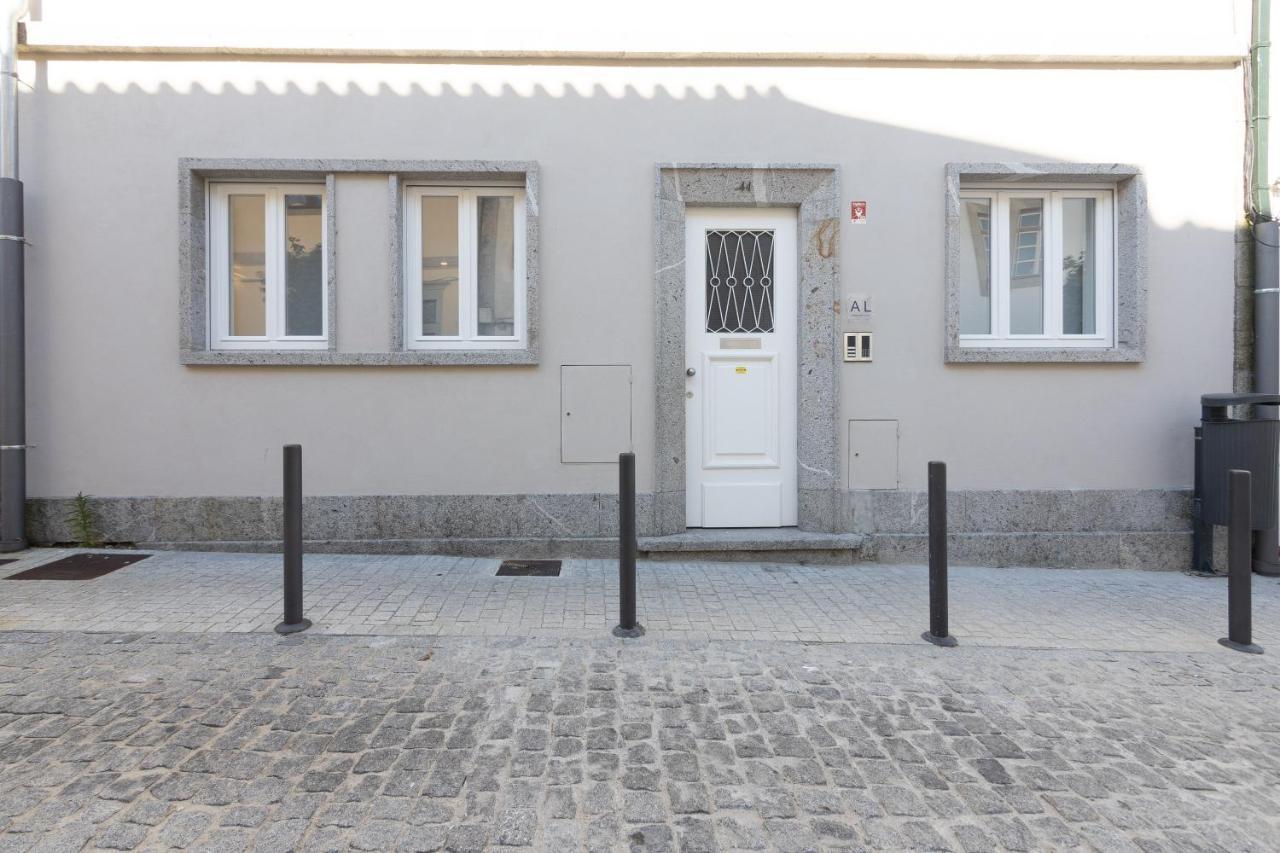 ויאנה דו קסטלו Dona Emilia Guest House & Studio Apartment Building מראה חיצוני תמונה