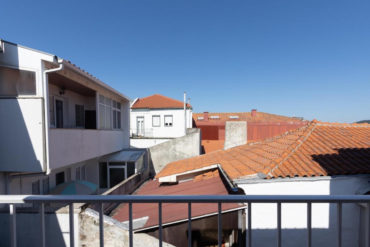 ויאנה דו קסטלו Dona Emilia Guest House & Studio Apartment Building מראה חיצוני תמונה