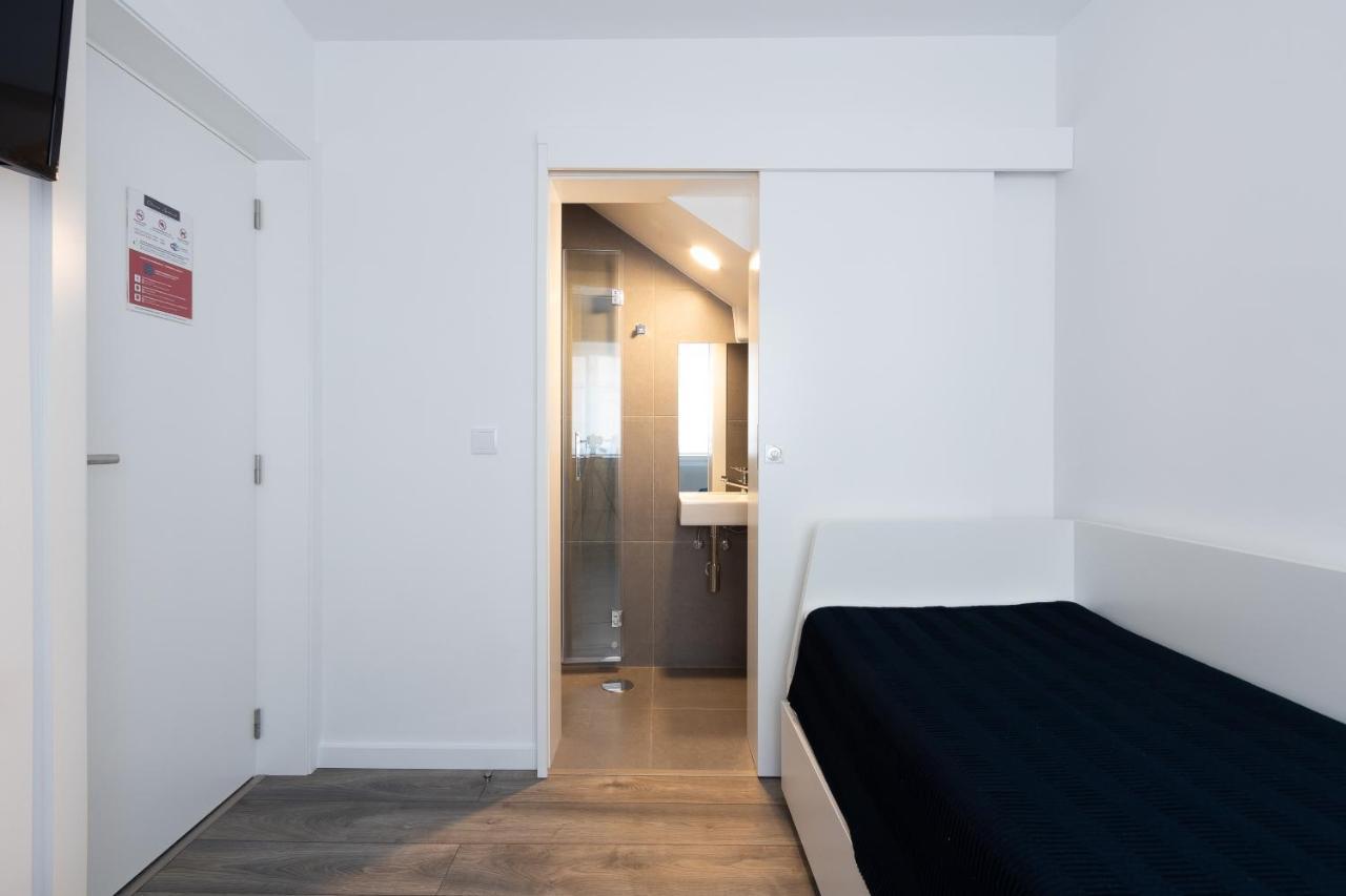 ויאנה דו קסטלו Dona Emilia Guest House & Studio Apartment Building מראה חיצוני תמונה