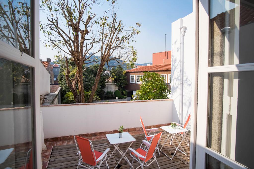 ויאנה דו קסטלו Dona Emilia Guest House & Studio Apartment Building מראה חיצוני תמונה